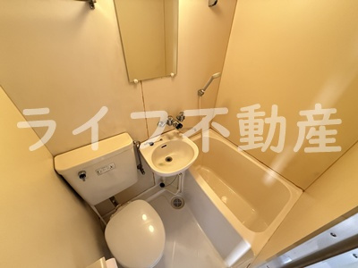 エトワールヴィル-R永和駅前の浴室|きれいなお風呂です