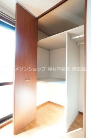 リバーサイドハイツの収納