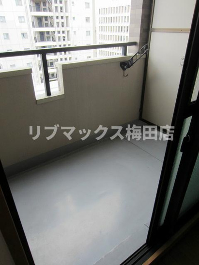 【バルコニー】ジュネーゼ大阪城南 