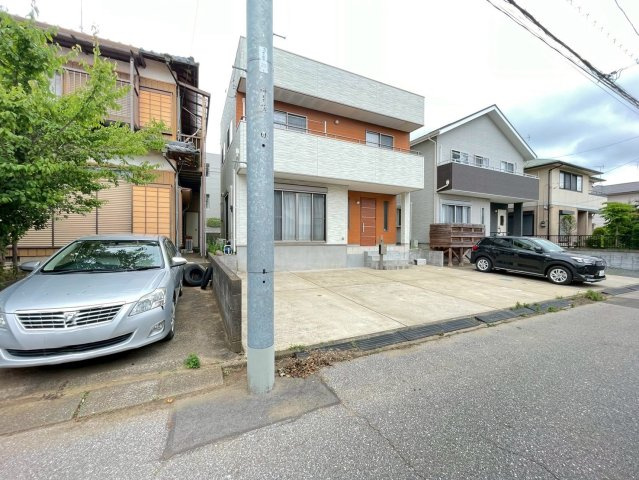 富里市七栄　中古戸建の前面道路含む現地写真|2026年6月20日撮影