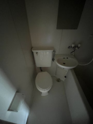トイレはユニットバスです♪
