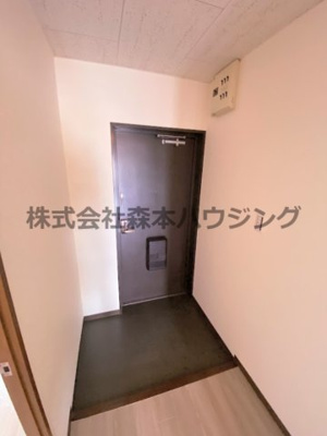 【玄関】 | 　長楽ビル | 落ち着いた玄関です