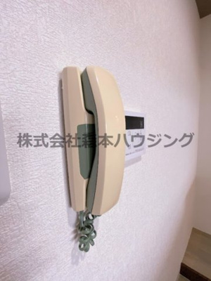 【セキュリティ】 | 　長楽ビル | インターフォンついてます