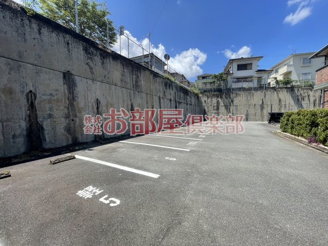 ラヴィーンコートの駐車場|駐車場です