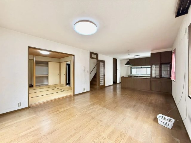 近江八幡市中小森町　中古戸建