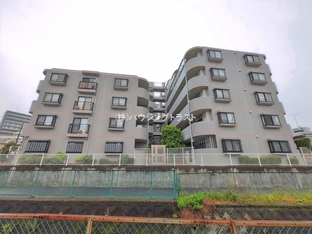 仲介手数料無料　ライオンズプラザ西所沢の外観