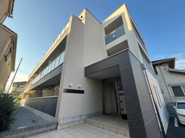 グラン　チェスタの外観|★追い焚き★オートロック★駅5分★浴室乾燥機★エアコン★