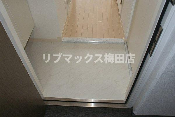 【玄関】ラナップスクエア福島