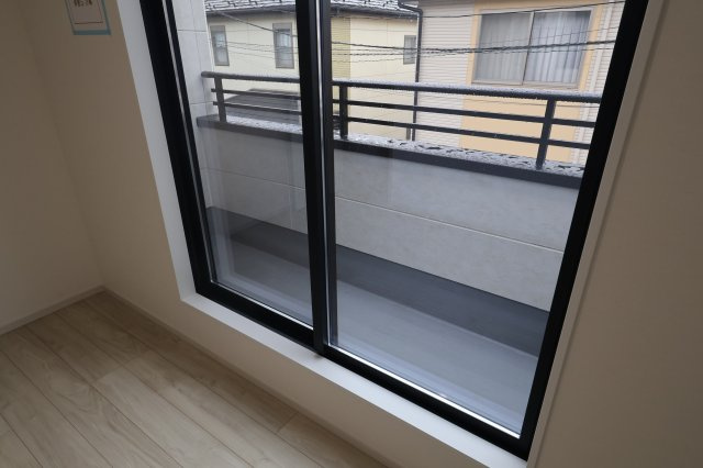 《仲介手数料無料》北区東大成町２丁目10-2新築一戸建て‎のバルコニー