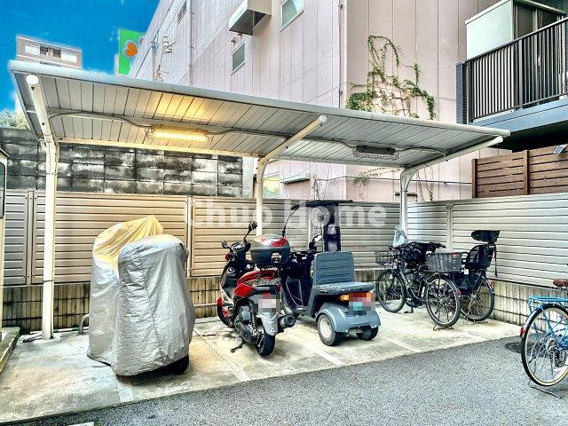 レーベンリヴァーレ浅草エヴァープライドの駐車場|【バイク置場】最新の空き状況や費用などの詳細は担当スタッフまでお問い合わせください。