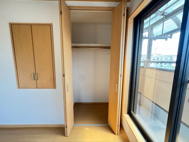 堺市西区鳳西町２丁の収納