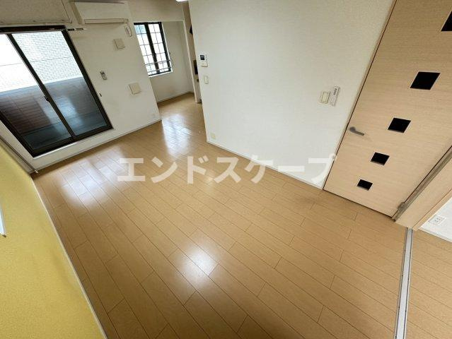ピアチェーレ野中Ｃの居間・リビング|高崎、前橋のお部屋探しはエンドスケープまで！お客様の理想お聞かせ下さい♪