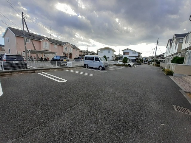 フラワ　Ｉの駐車場|駐車場