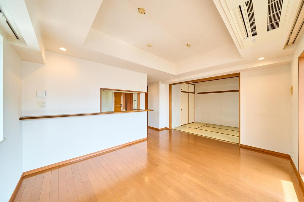 クレストフォルム清澄庭園の居間・リビング|100139619135_4.jpg