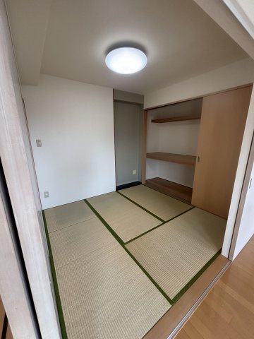 ピュアシティ琴芝の和室|和室ならではの温かな和の空間で寛ぎの時間を過ごせます