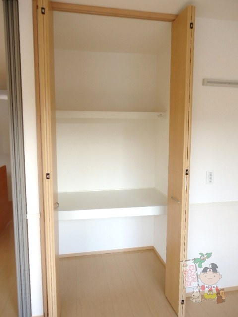 ベルパージュ　Ａの収納