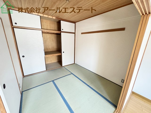 加古川グリーンシティD棟　　JR「加古川駅」徒歩13分の和室