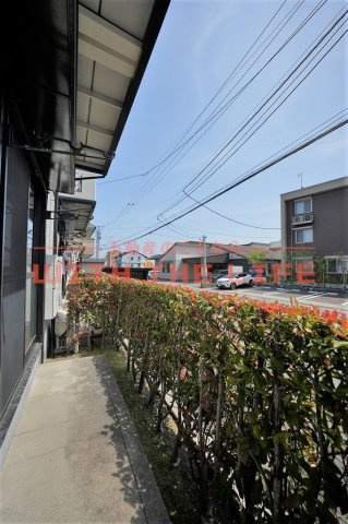 ハイ・フラワーコーポ【10,000円キャッシュバック対象物件】のバルコニー|陽当たり良好なバルコニーです