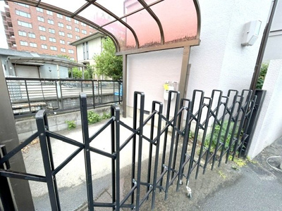 【その他】 | 枚方市伊加賀西町 戸建 | 駐輪場にはカーポートが設置されております！