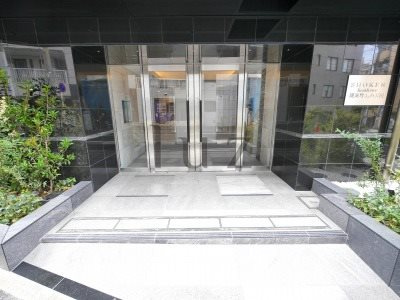 ショウケンレジデンス横浜野毛山公園のエントランス