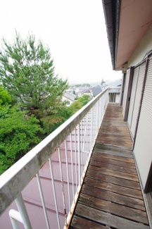 【バルコニー】 | 【仲介手数料無料！！】多摩市桜ケ丘4丁目　中古戸建て　4480万円