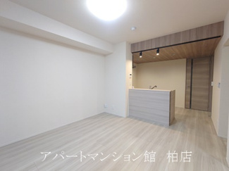 【居間・リビング】 | アミティエY