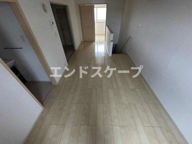 メゾン葵の居間・リビング|高崎、前橋のお部屋探しはエンドスケープまで！お客様の理想お聞かせ下さい♪