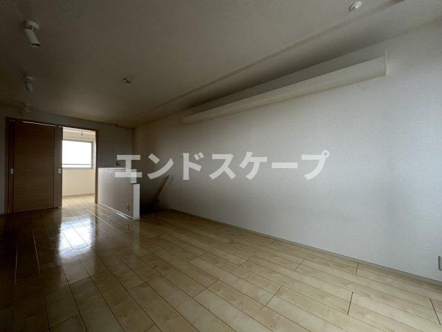 メゾン葵の居間・リビング|高崎、前橋のお部屋探しはエンドスケープまで！お客様の理想お聞かせ下さい♪