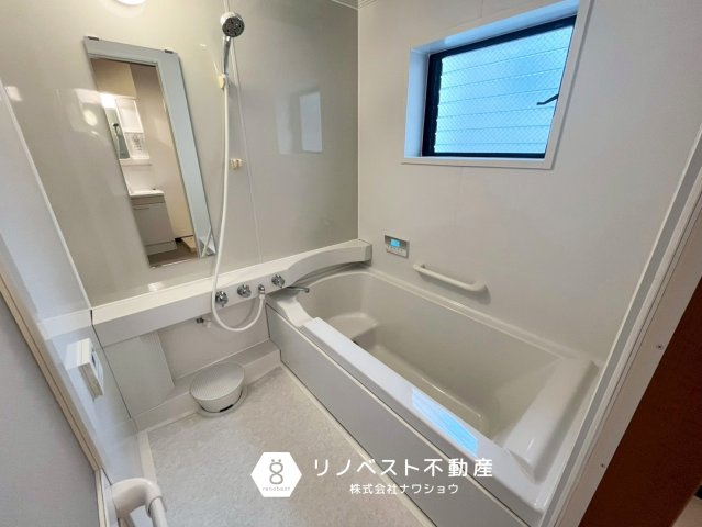 東大阪市末広町の浴室|リフォームで清潔感のある内装に生まれ変わった浴室。
ミストサウナ・暖房・換気乾燥など多機能◎