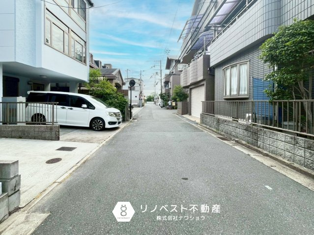 東大阪市末広町の前面道路含む現地写真|【リノベスト不動産】テナント（事業用）物件のご紹介も可能です。事務所移転・新規開業等お気軽にご相談ください♪
