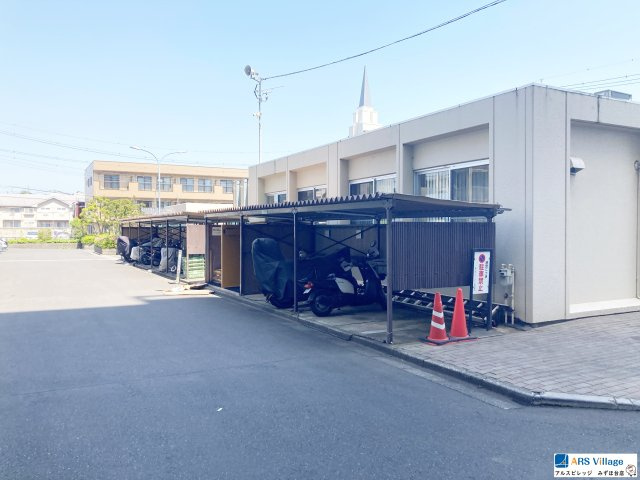 富士見ニューライフの駐輪場|屋根付き駐輪場