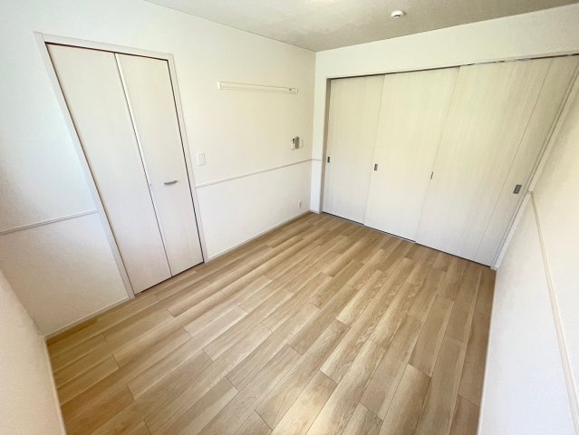 【洋室】 | エパヌィールさくら　Ⅱ | ※同タイプの写真です