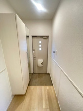 【玄関】 | エパヌィールさくら　Ⅱ | ※同タイプの写真です
