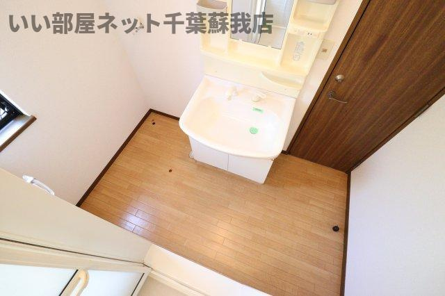 レジデンスヤマダ　テラスハウスの設備|室内洗濯機置き場