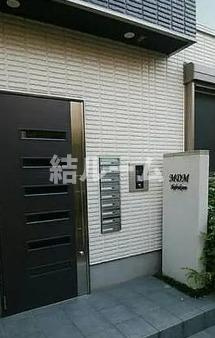 豊島区池袋３丁目のアパートのエントランス