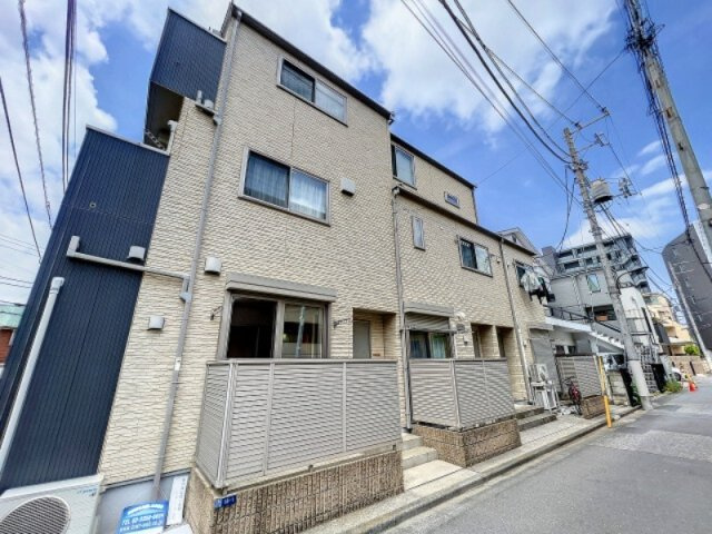 新宿区中落合３丁目のアパート