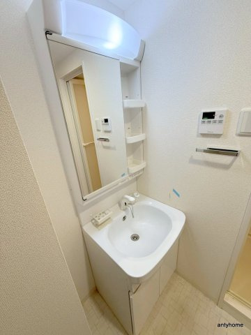 S-RESIDENCE緑橋駅前　仲介手数料無料の洗面所