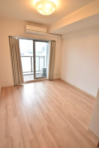 大阪市都島区東野田町１丁目の賃貸マンションの居間・リビング