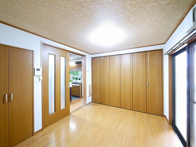 郡山市小林町戸建の洋室
