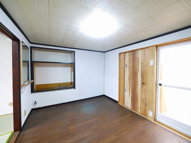 郡山市小林町戸建の洋室