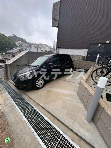 あんしん+明神町08-3007の駐車場