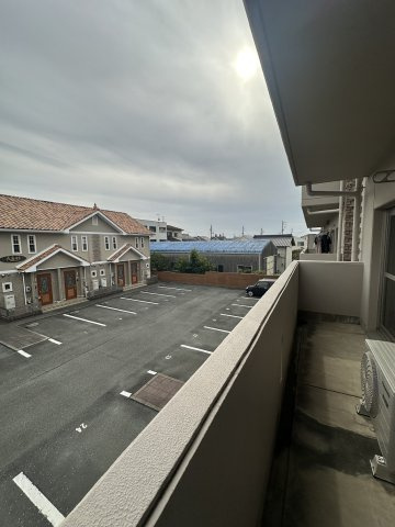 クオリティタウン上野　参番館の展望|退去前のため同型他号室の写真を掲載しています。