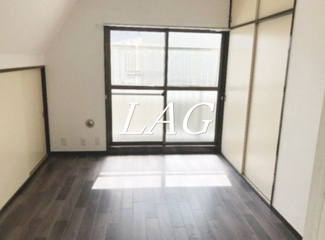 【居間・リビング】 | エスティドミール | 洋室のお部屋です。