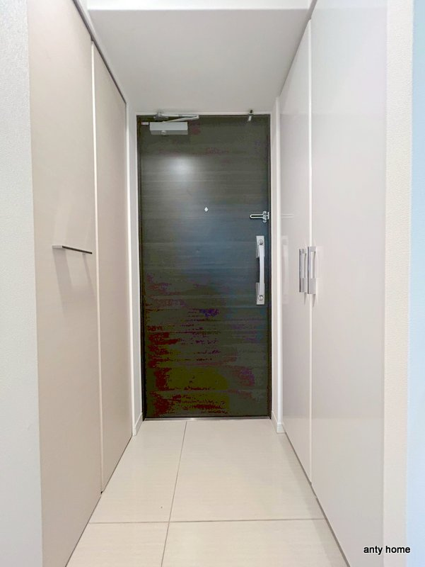 S-RESIDENCE難波Briller　仲介手数料無料の玄関