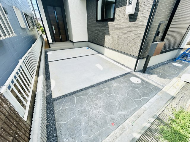 グラファーレ八千代市大和田新田２６期の駐車場
