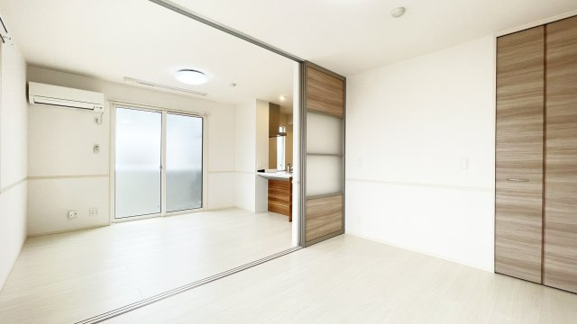 フィオーレ南二軒屋の居間・リビング