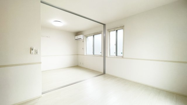 フィオーレ南二軒屋の居間・リビング