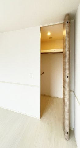 フィオーレ南二軒屋の収納