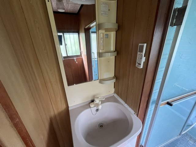 志布志市志布志町1丁目　コンパクトな間取りの一戸建て住宅です！の洗面所