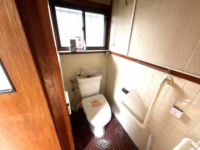 志布志市志布志町1丁目　コンパクトな間取りの一戸建て住宅です！のトイレ